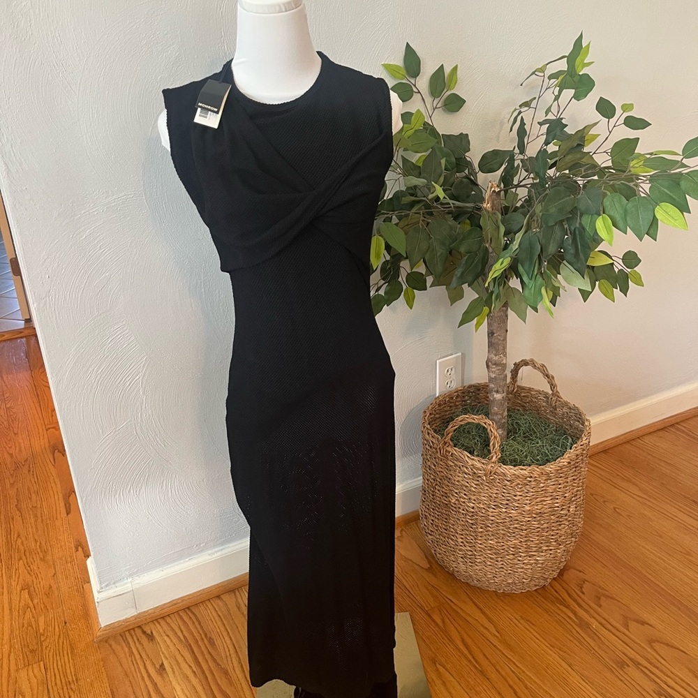 Elegant Black Sleeveless Dress